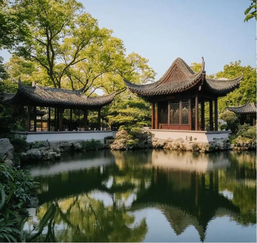 兖州雨珍餐饮有限公司